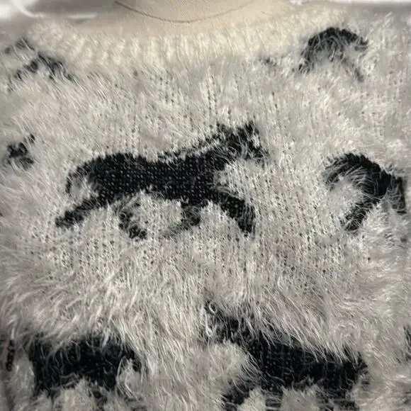 Lauren Michelle Black White Horse Super Soft Sweater Sz Medium Ribbed Bottom - Picture 2 of 5